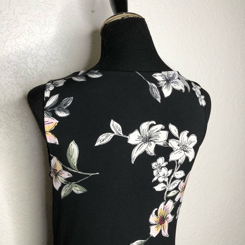 WHBM black white pink floral sleeveless cowl neck top size Extra Small XS - Picture 11 of 13